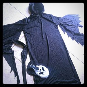 Scream Halloween Scary Spooky Black Robe Costume